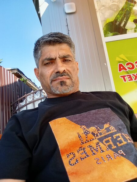 Domn 48 de ani satisfac toate planurile doamnelor si cuplurilor din placere