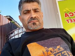 Domn 48 de ani satisfac toate planurile doamnelor si cuplurilor din placere